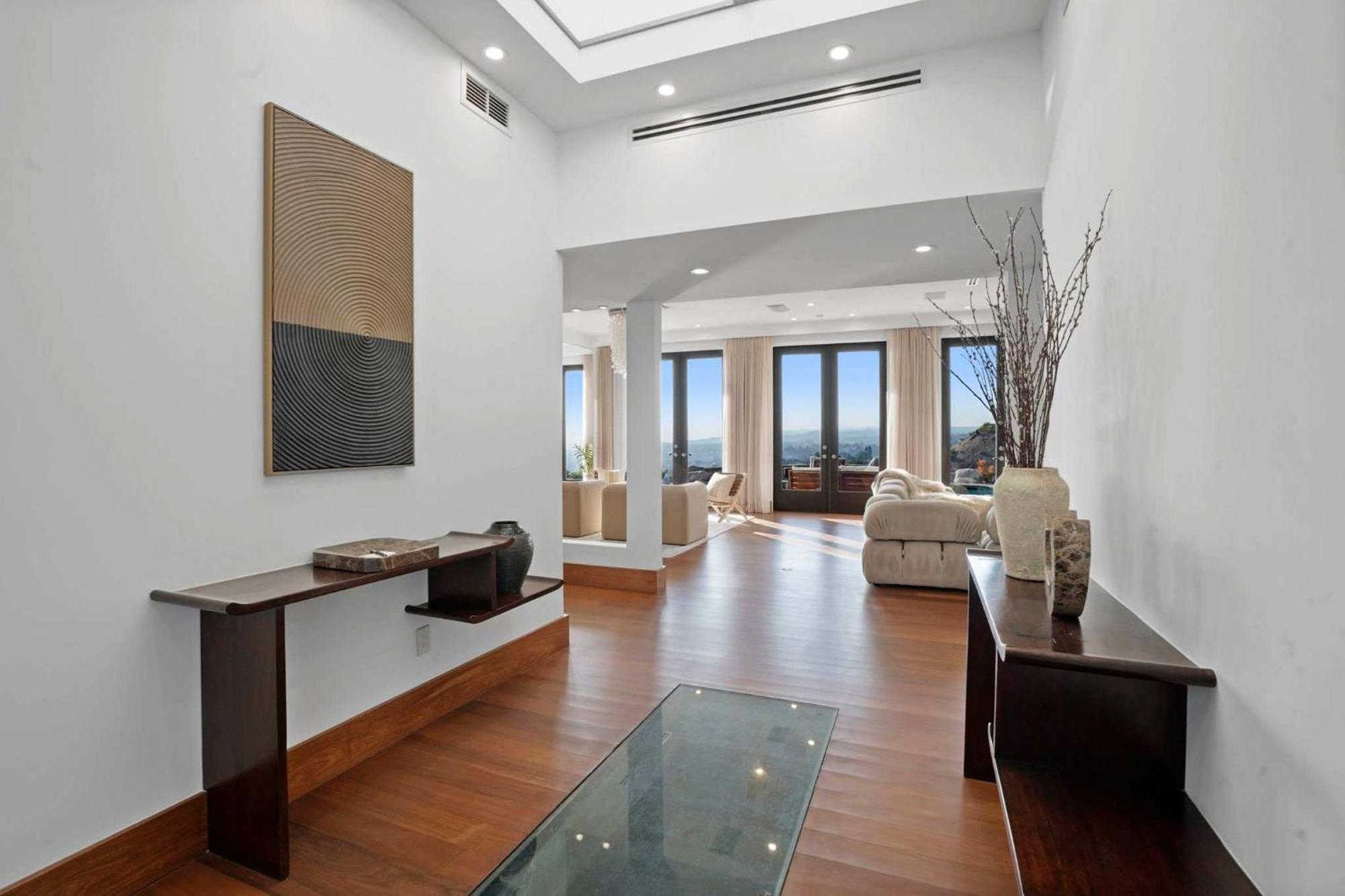 Serene By Awhile * Los Angeles