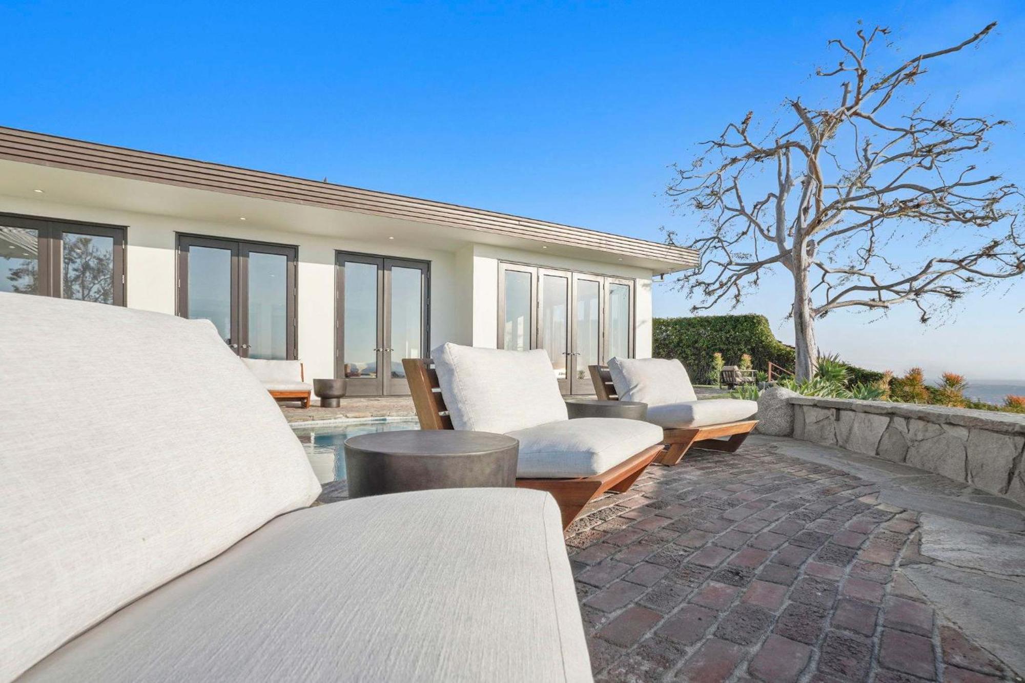 Holiday home Serene By Awhile Los Angeles