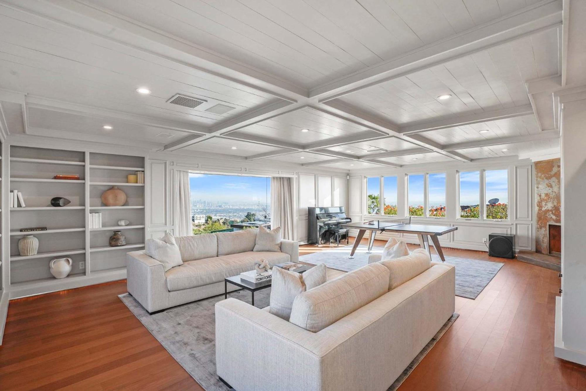 Holiday home Serene By Awhile